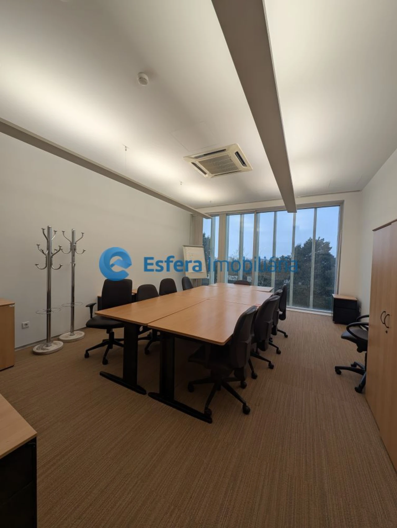 Loja para Arrendamento em Moreira Foto 10