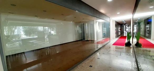 Loja para Arrendamento em Braga (São José de São Lázaro e São João do Souto)