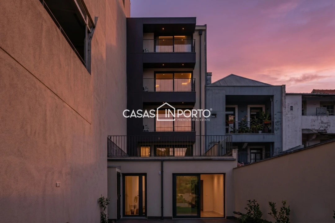 Apartamento T2 para Venda em Cedofeita, Santo Ildefonso, Sé, Miragaia, São Nicolau e Vitória Foto 26