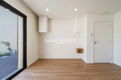 Apartamento T2 para Venda em Cedofeita, Santo Ildefonso, Sé, Miragaia, São Nicolau e Vitória