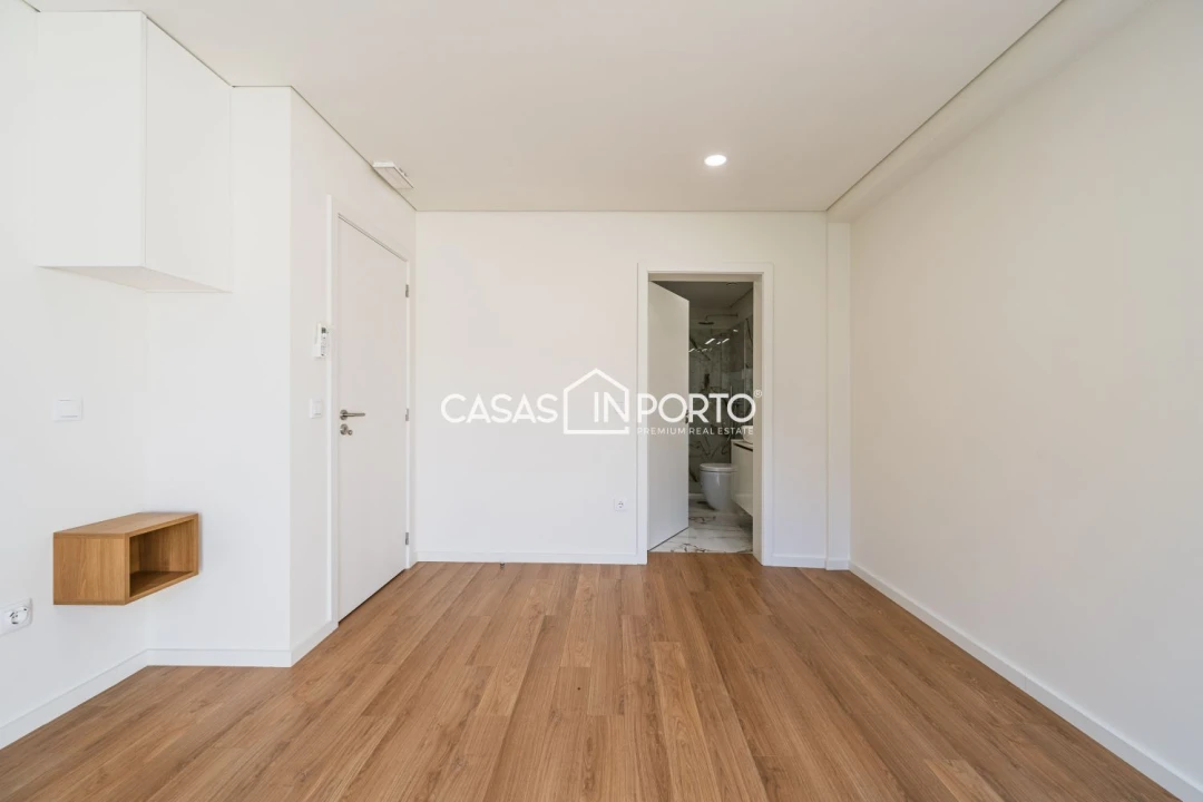 Apartamento T2 para Venda em Cedofeita, Santo Ildefonso, Sé, Miragaia, São Nicolau e Vitória Foto 10
