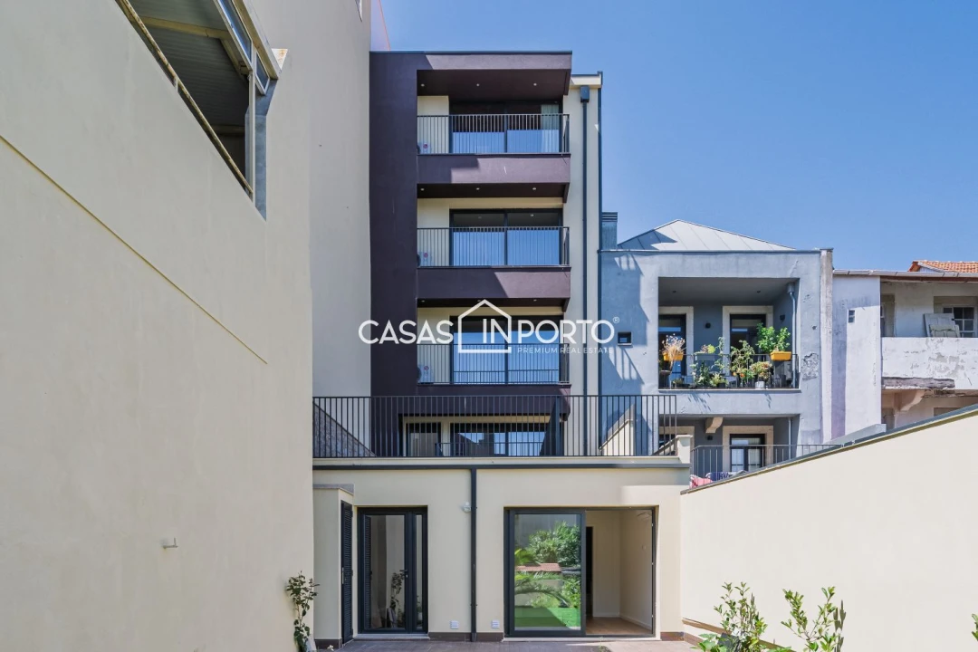 Apartamento T2 para Venda em Cedofeita, Santo Ildefonso, Sé, Miragaia, São Nicolau e Vitória Foto 25