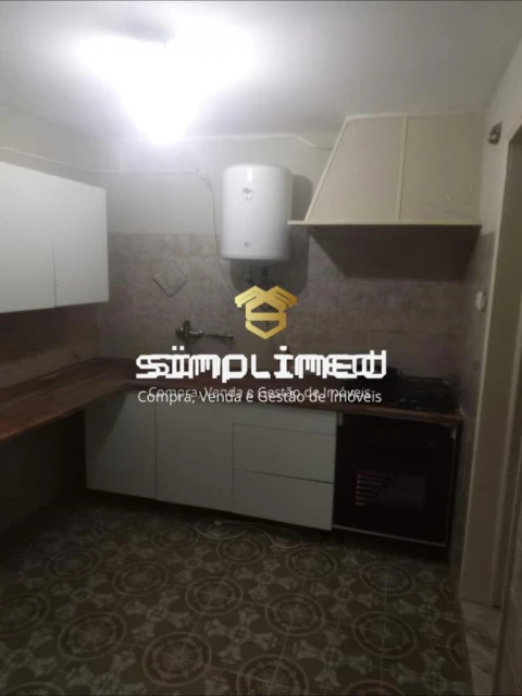 Moradia T2 para Venda em São João Baptista e Santa Maria dos Olivais