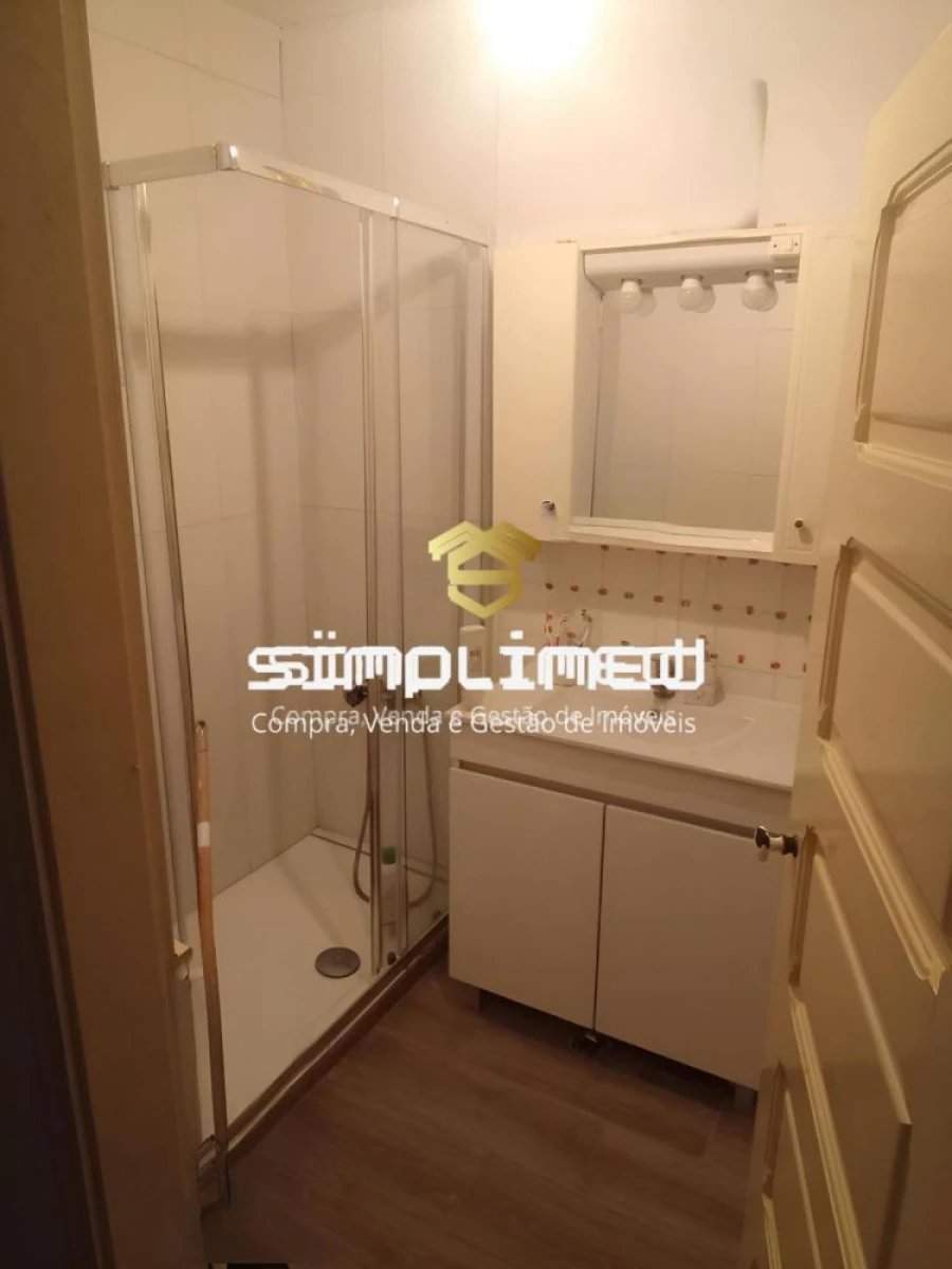 Moradia T2 para Venda em São João Baptista e Santa Maria dos Olivais Foto 16