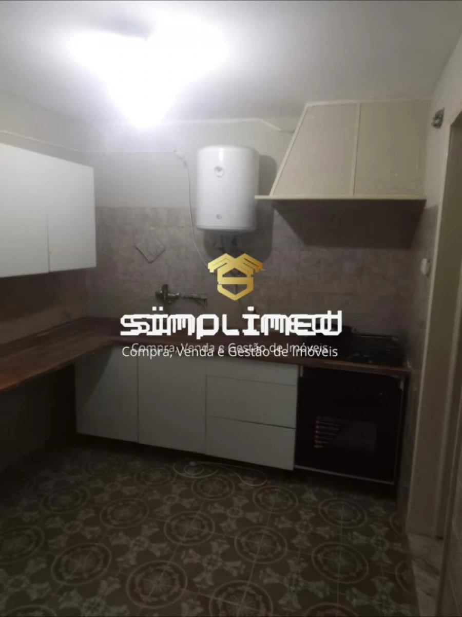 Moradia T2 para Venda em São João Baptista e Santa Maria dos Olivais Foto 9