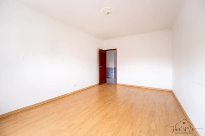 Apartamento T3 para Venda em Rio de Mouro