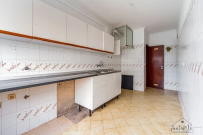 Apartamento T3 para Venda em Rio de Mouro