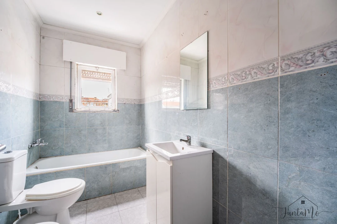 Apartamento T3 para Venda em Rio de Mouro Foto 24