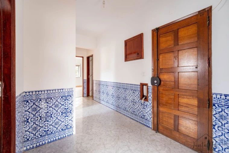 Apartamento T3 para Venda em Rio de Mouro Foto 2