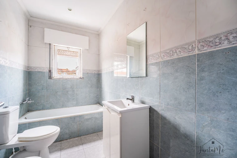 Apartamento T3 para Venda em Rio de Mouro Foto 24