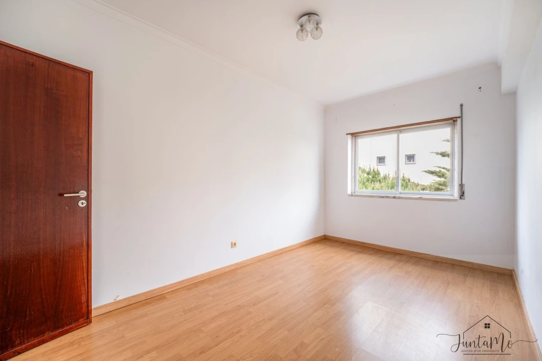 Apartamento T3 para Venda em Rio de Mouro Foto 19