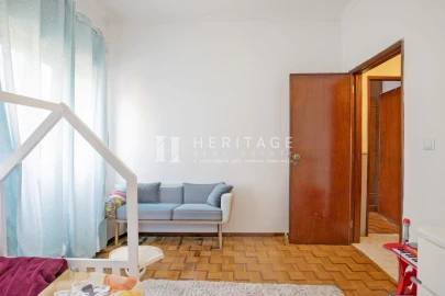 Apartamento T3 para Venda em Baixa da Banheira e Vale da Amoreira