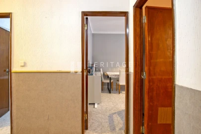 Apartamento T3 para Venda em Baixa da Banheira e Vale da Amoreira