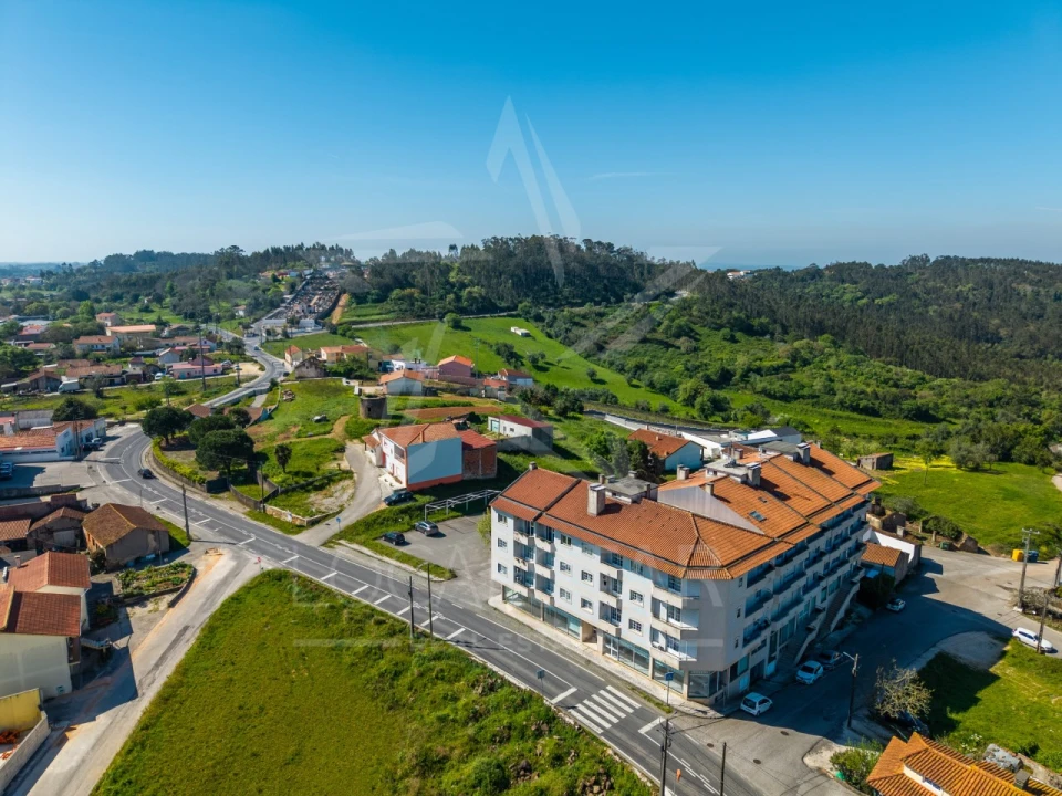 Apartamento T3 para Venda em Turquel Foto 3
