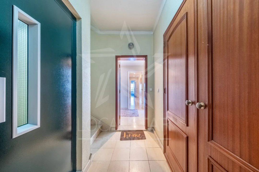 Apartamento T3 para Venda em Turquel Foto 4