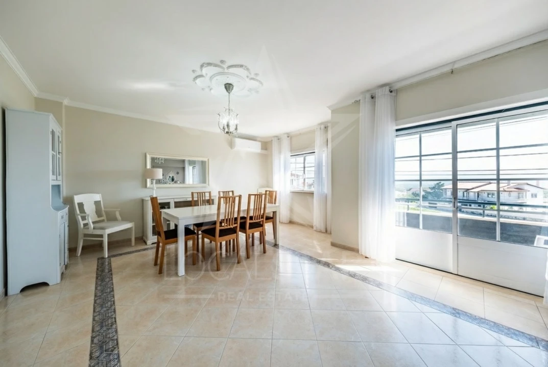 Apartamento T3 para Venda em Turquel Foto 10