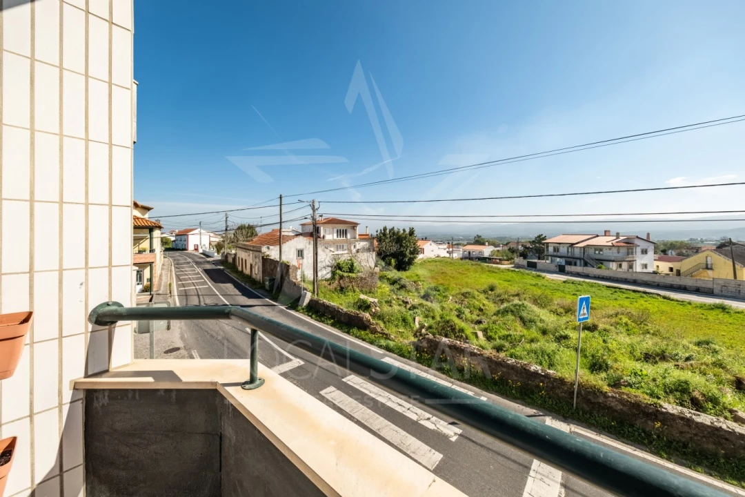 Apartamento T3 para Venda em Turquel Foto 12