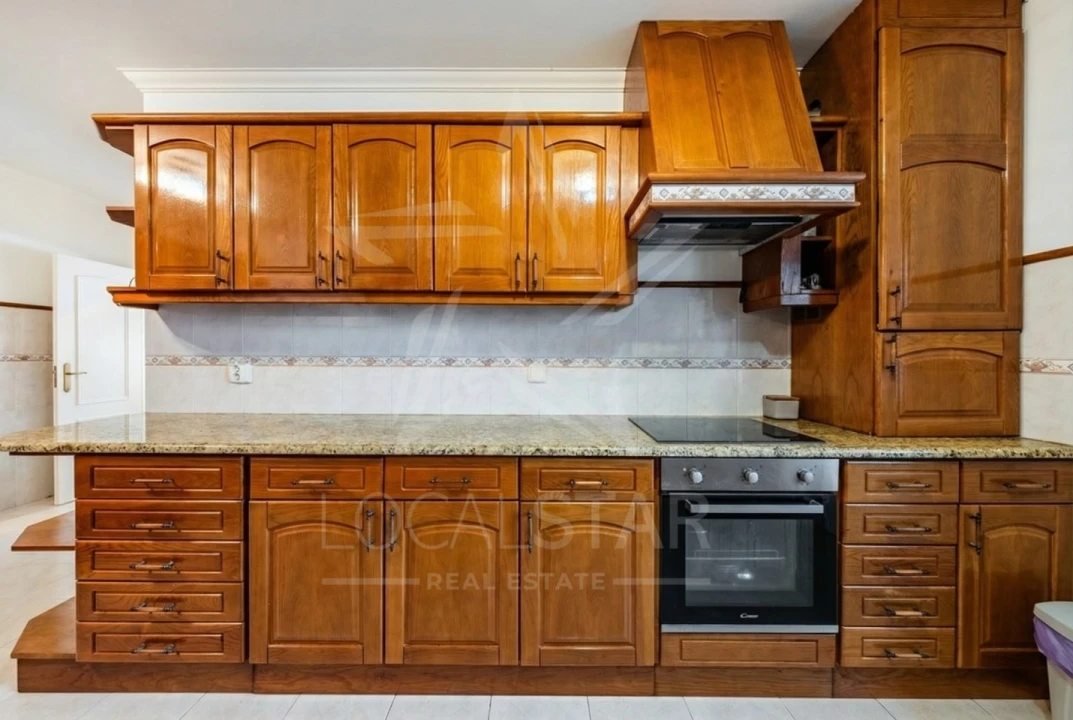 Apartamento T3 para Venda em Turquel Foto 15