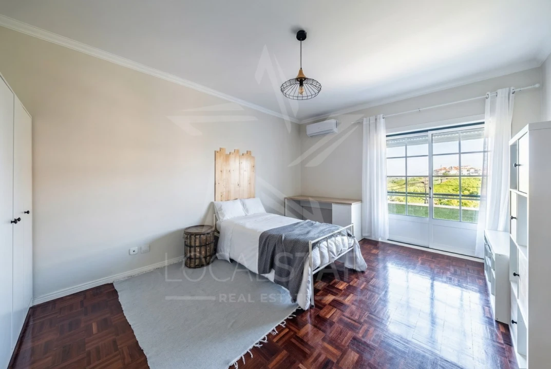 Apartamento T3 para Venda em Turquel Foto 31