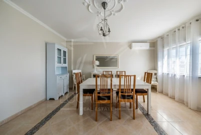 Apartamento T3 para Venda em Turquel