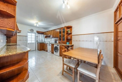 Apartamento T3 para Venda em Turquel