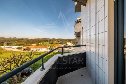 Apartamento T3 para Venda em Turquel