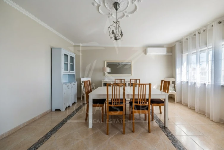 Apartamento T3 para Venda em Turquel Foto 9