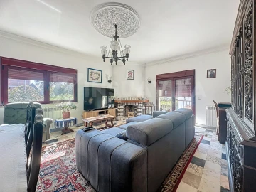 Moradia T6 para Venda em Moledo e Cristelo