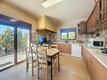 Moradia T6 para Venda em Moledo e Cristelo