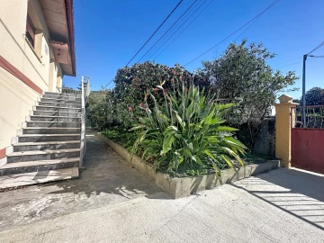 Moradia T6 para Venda em Moledo e Cristelo