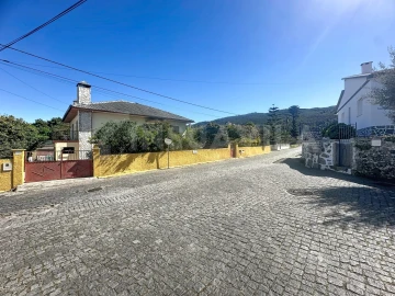 Moradia T6 para Venda em Moledo e Cristelo