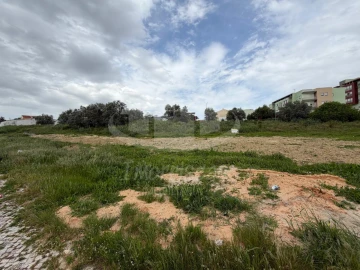 Terreno para Venda em Camarate, Unhos e Apelação