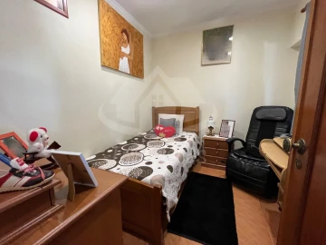 Apartamento T2 para Venda em Santa Iria de Azoia, São João da Talha e Bobadela