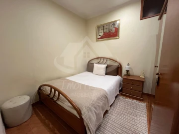 Apartamento T2 para Venda em Santa Iria de Azoia, São João da Talha e Bobadela