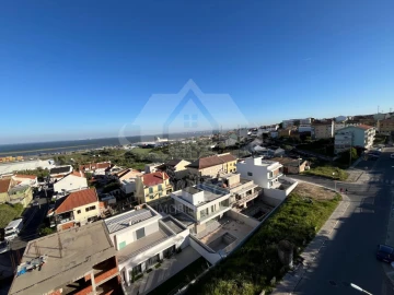 Apartamento T2 para Venda em Santa Iria de Azoia, São João da Talha e Bobadela
