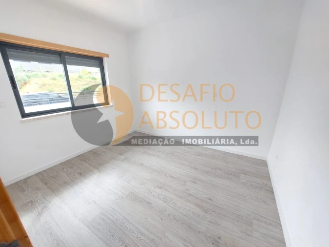 Moradia T5 para Venda em Laranjeiro e Feijó Foto 22