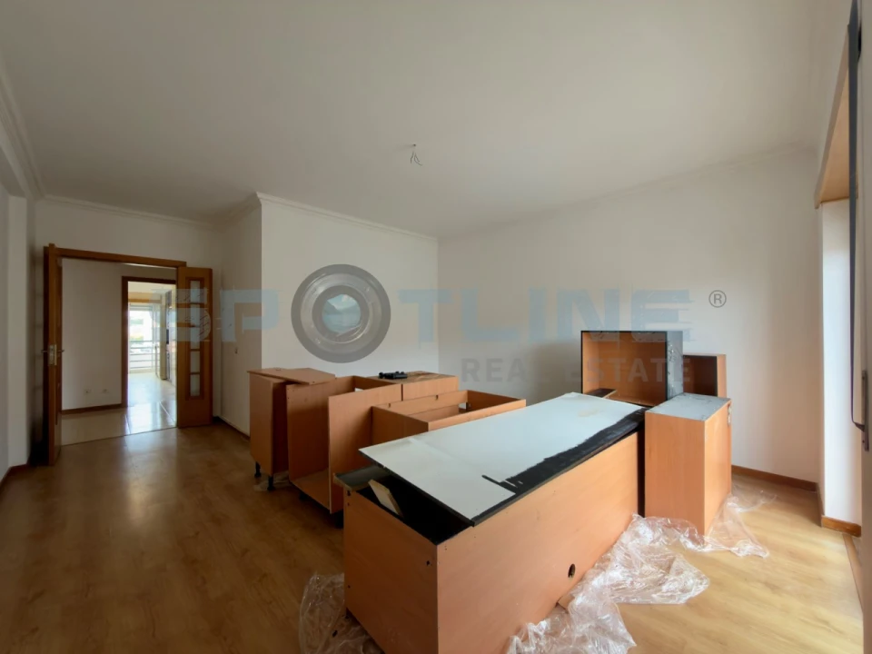 Apartamento T2 para Venda em Laranjeiro e Feijó Foto 25