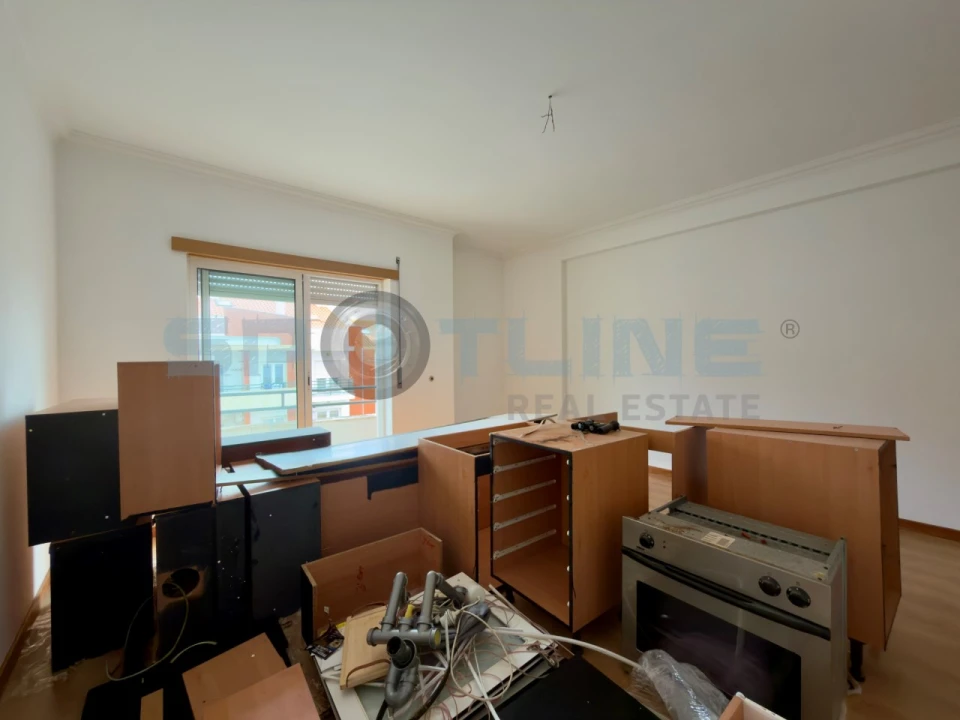 Apartamento T2 para Venda em Laranjeiro e Feijó Foto 27