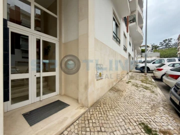 Apartamento T2 para Venda em Laranjeiro e Feijó