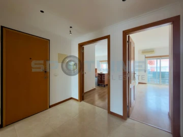 Apartamento T2 para Venda em Laranjeiro e Feijó