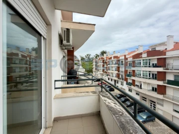 Apartamento T2 para Venda em Laranjeiro e Feijó