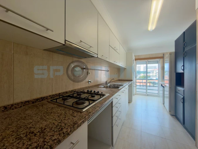 Apartamento T2 para Venda em Laranjeiro e Feijó Foto 18