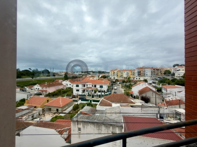 Apartamento T2 para Venda em Laranjeiro e Feijó Foto 22