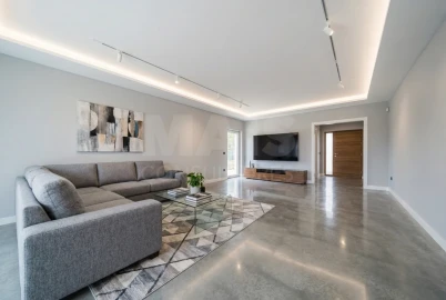 Moradia T3 para Venda em Alguber