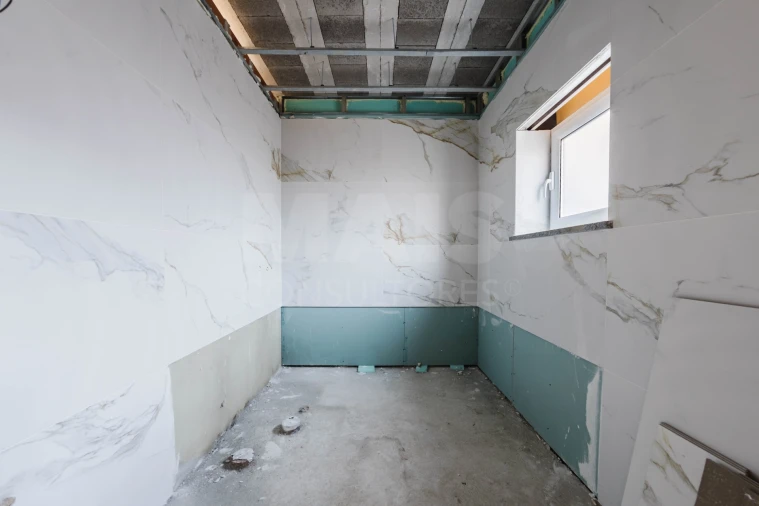 Moradia T3 para Venda em Alguber Foto 10