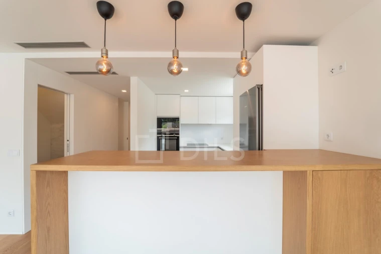 Moradia T4 para Venda em Aldoar, Foz do Douro e Nevogilde Foto 7