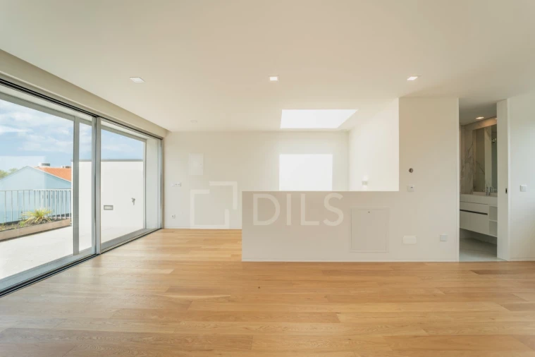 Moradia T4 para Venda em Aldoar, Foz do Douro e Nevogilde Foto 10