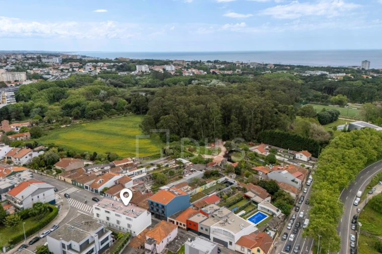 Moradia T4 para Venda em Aldoar, Foz do Douro e Nevogilde Foto 38
