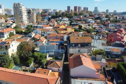 Moradia T3 para Venda em Aldoar, Foz do Douro e Nevogilde