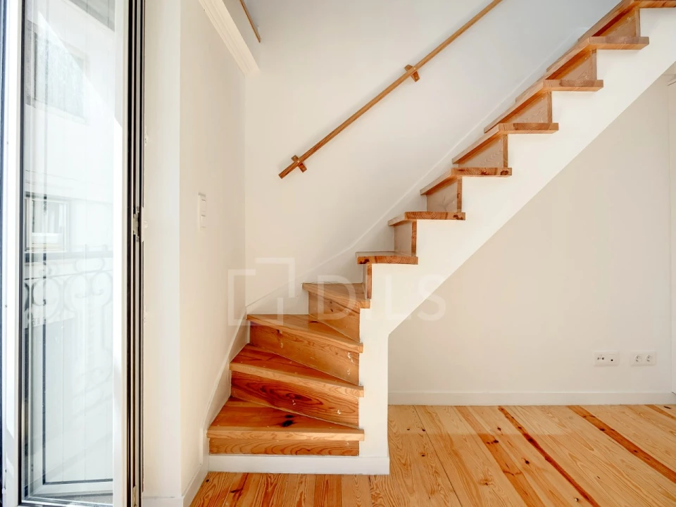 Apartamento T1 para Venda em Misericórdia Foto 8